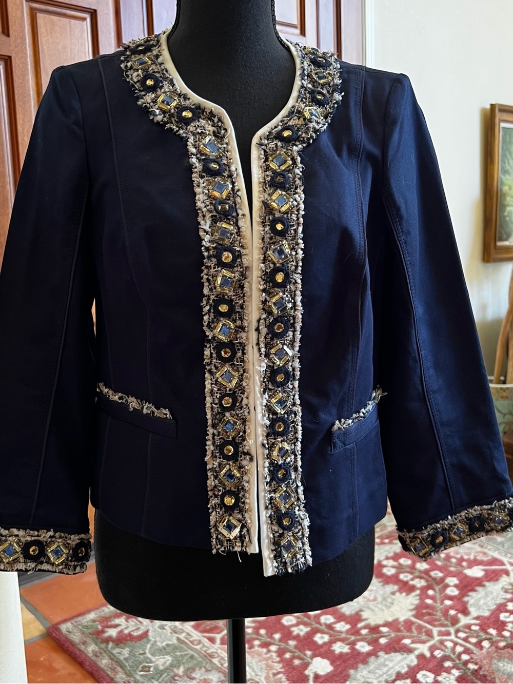 WHITE HOUSE BLACK MARKET BEADED TROPHY JACKET  BLUE SIZE 8